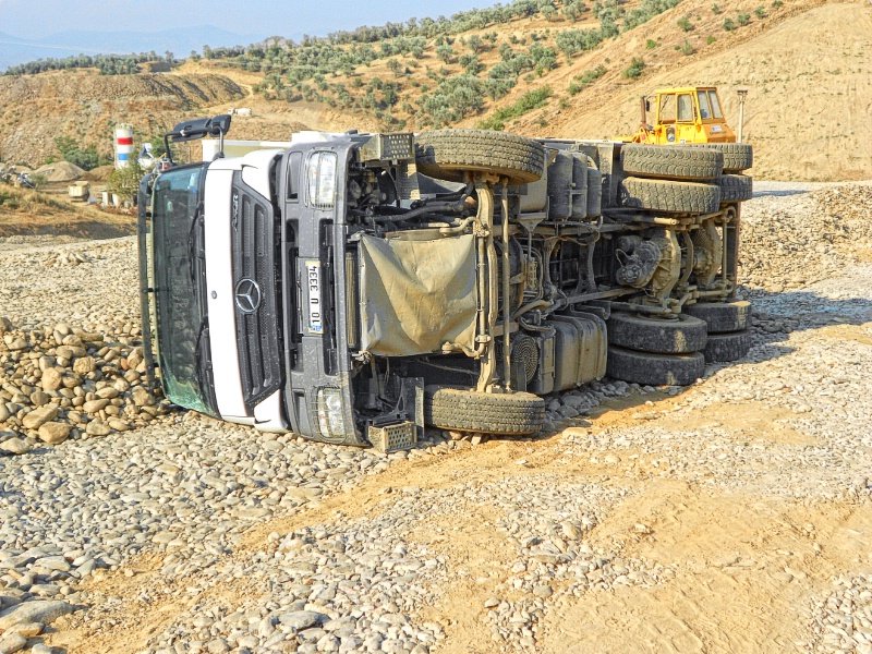 bademli barajı vinç
